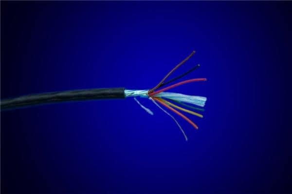 25199/40 BK001