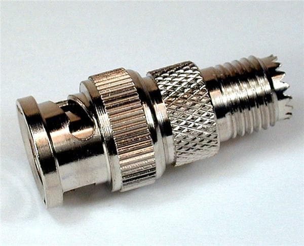 3316505